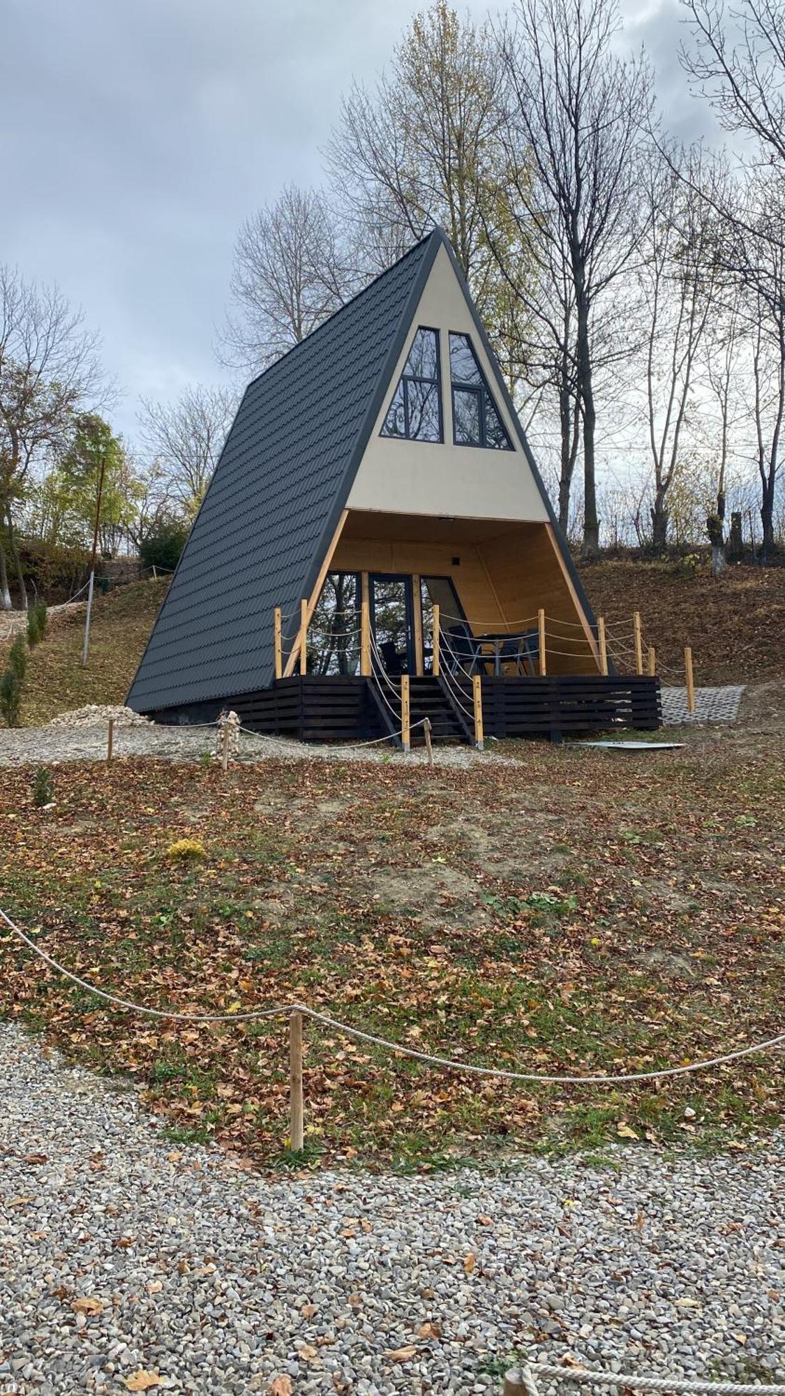 Villa Casutele Din Poienita Comarnic Exterior foto